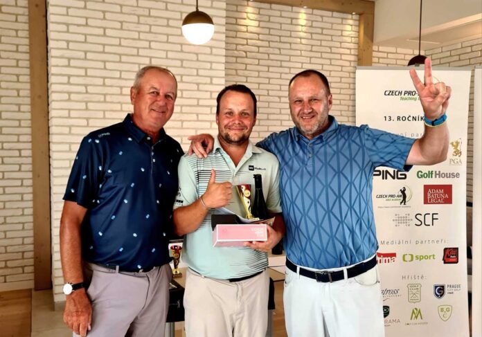 Juhaniak, Švarc, Moučka - foto Radka VAžanská