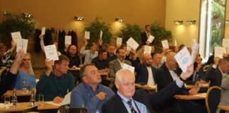 Mimořádná konference ČGF - foto Ivan Paggio